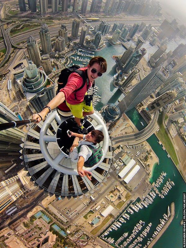 Would you dare to take these photos? Amazing shots taken by people who